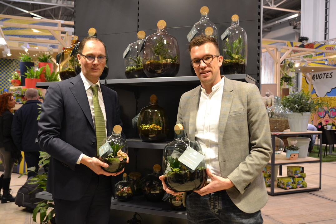 Martin van
der Gaag und Freek Langstraat zeigten ihre Fusion Colors-Terrarien im Discovery Center.